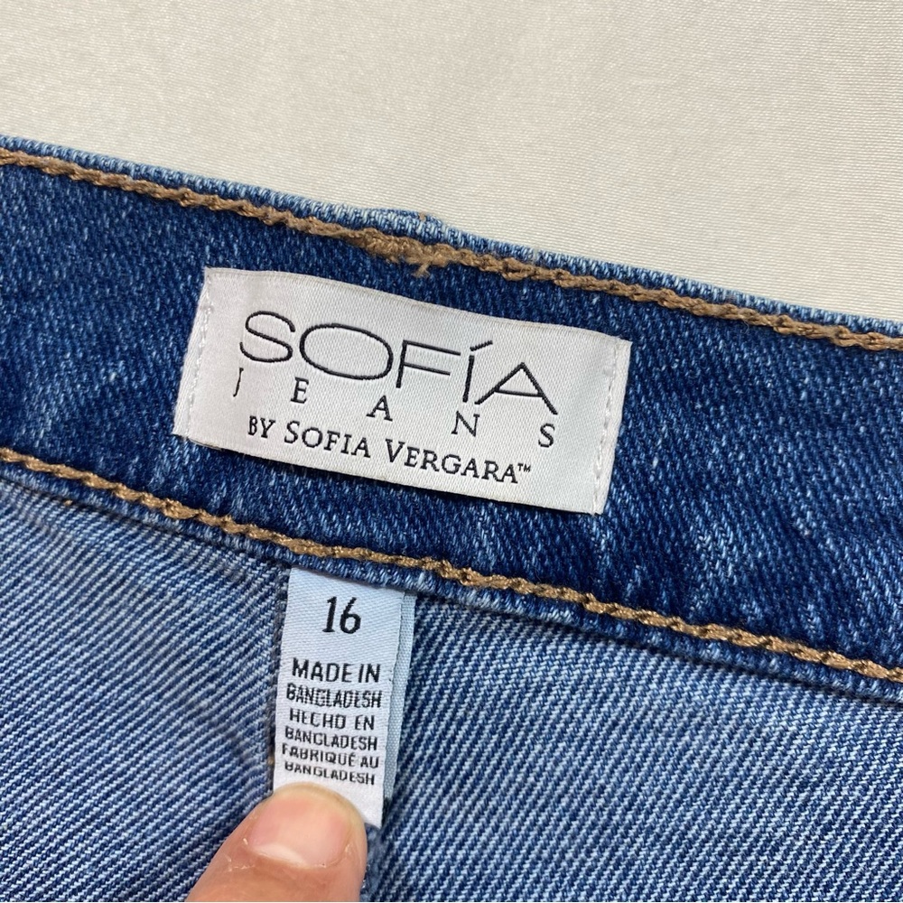 Sofía Jeans Blue Denim Shorts Frayed hem Factory distressed Boho Beach Summer - Picture 2 of 9